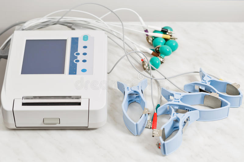 Аппарат для снятия ЭКГ при синусовой тахикардии